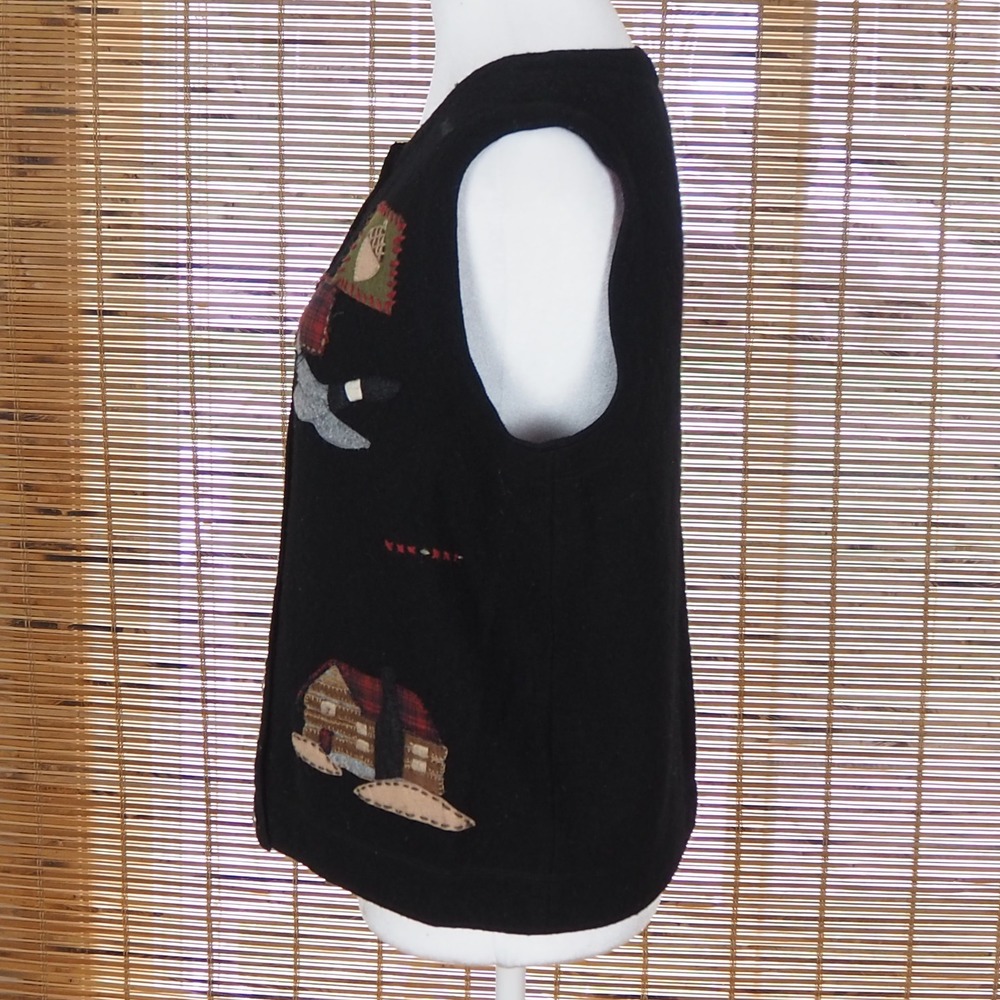 VTG Woolrich 100% Wool Vest Womens M Black Cabin Lodge Embroidered Button Up - Picture 4 of 16